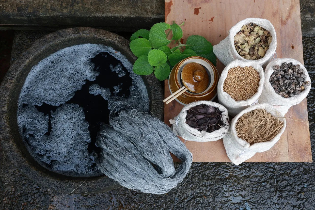 Fairly produced Holy Vetiver Ayurvastra yoga mat: organic, supports health, inner peace and grounding, ideal for mindful yoga practice.